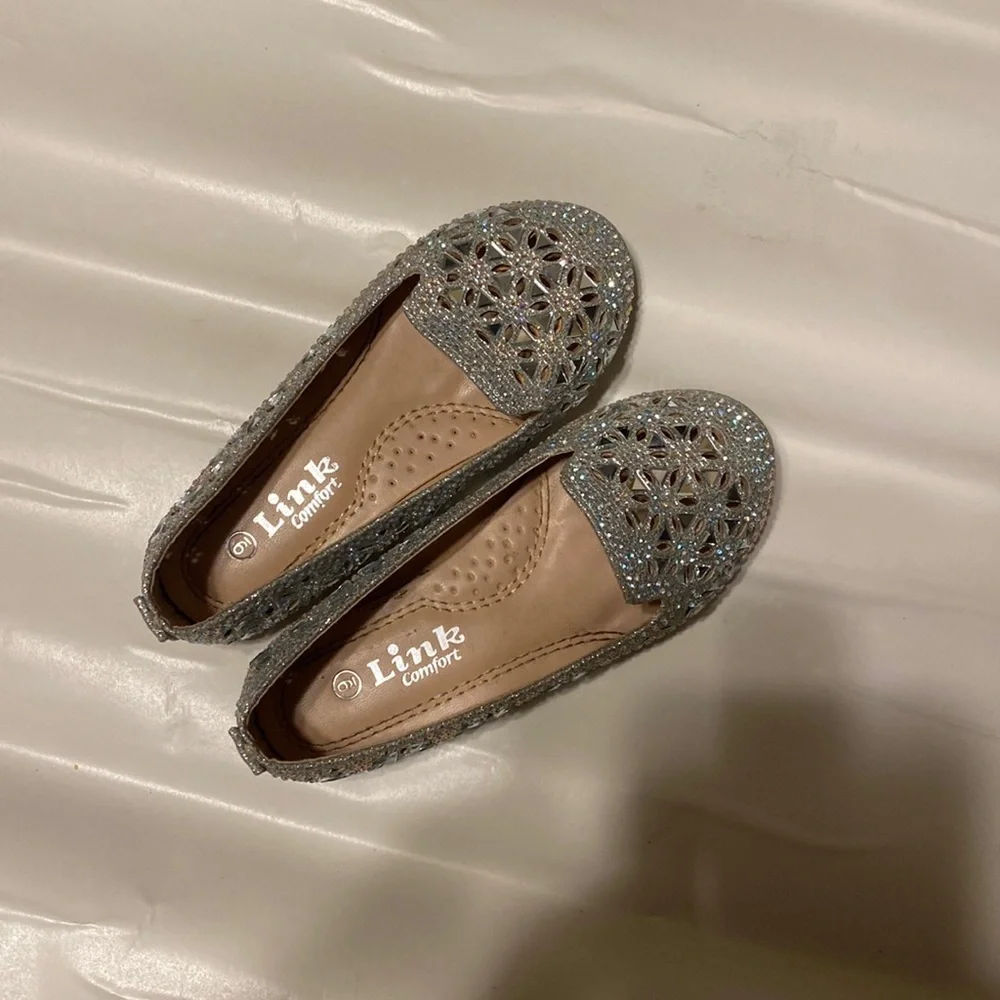 LINK COMFORT LITTLE GIRL SLIP ON SPARKLING SHOES SIZE 6